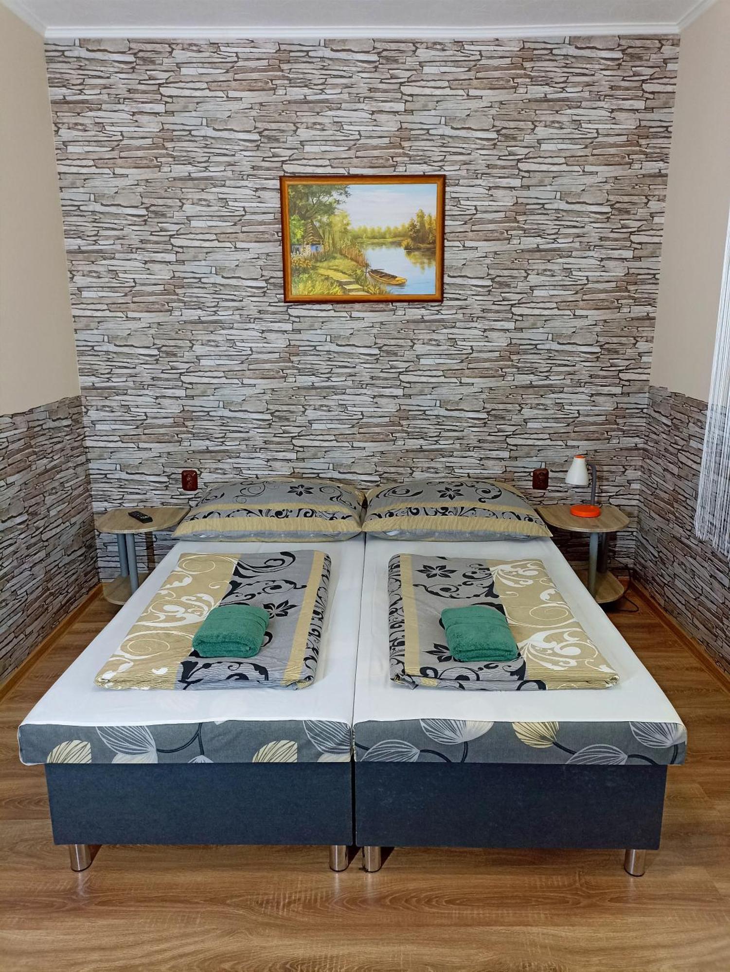 Abturist Penzion Štúrovo Buitenkant foto